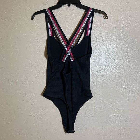 VS Strappy black neon bodysuit - Picture 6 of 7